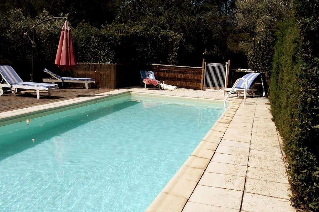 Les Calades - Piscine, Parc, Parking Villa Arles Exterior photo